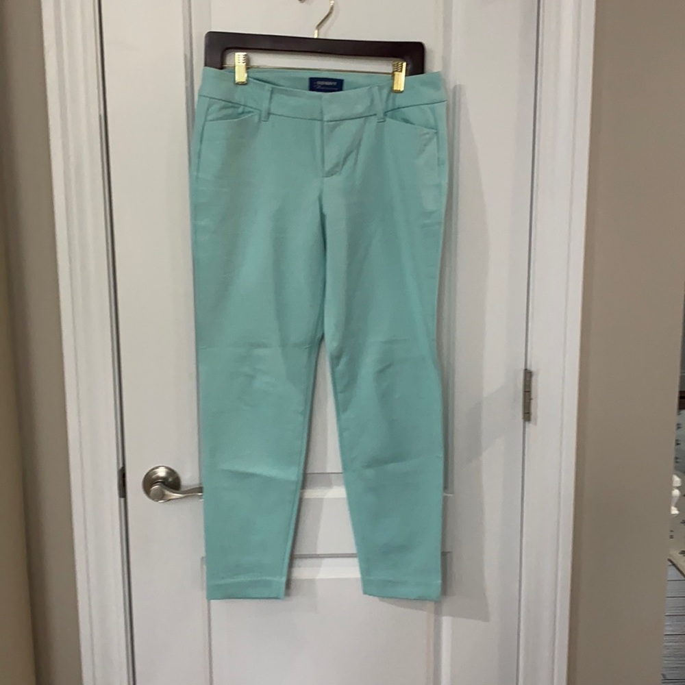 Old Navy pixie pants